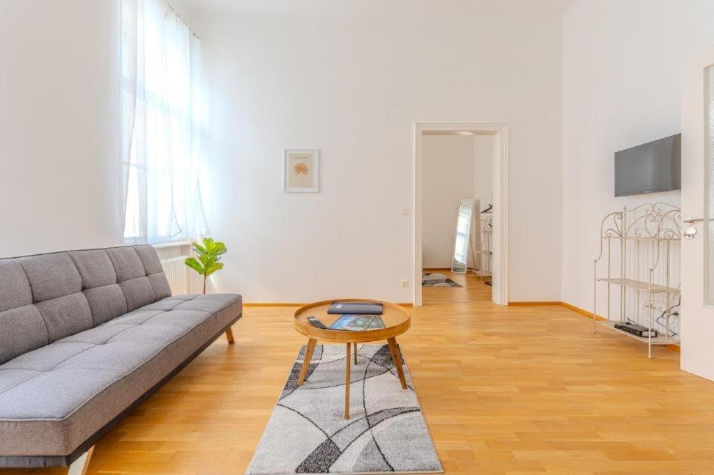 קרמס אן דר דונאו Deluxe Apartments Near The Center מראה חיצוני תמונה