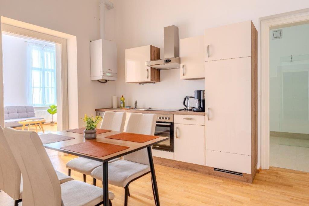 קרמס אן דר דונאו Deluxe Apartments Near The Center מראה חיצוני תמונה