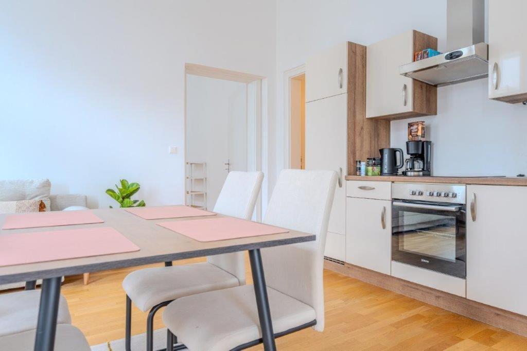 קרמס אן דר דונאו Deluxe Apartments Near The Center מראה חיצוני תמונה